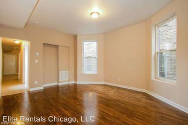 Main picture of 6707 S Langley Ave