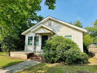 Main picture of 2122 Jefferson St