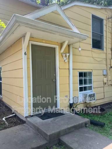 Main picture of 913 New York St