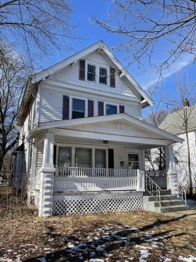 Main picture of 716 Wall St