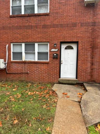 Main picture of 1116 Riviera St