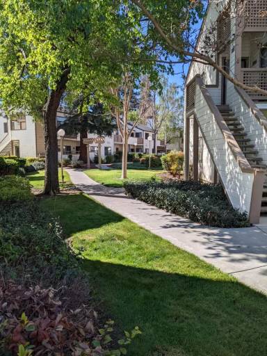 Main picture of 1338 Meadow Ridge Cir