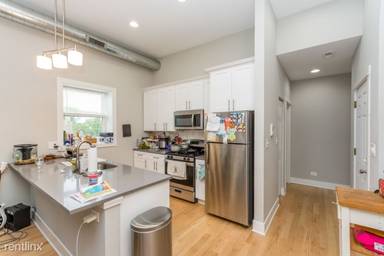 Main picture of 2349 W Grace St