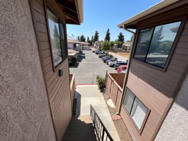 Main picture of 971 N Azusa Ave