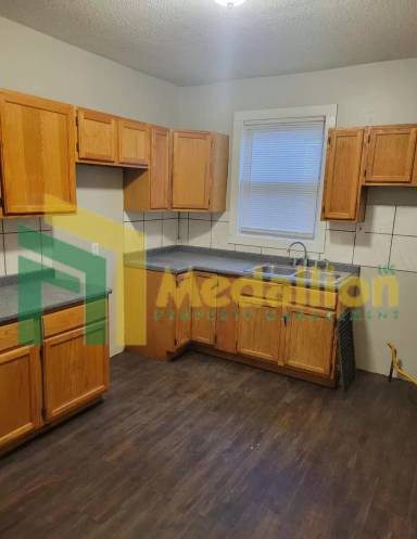 Main picture of 7738 S Paulina St