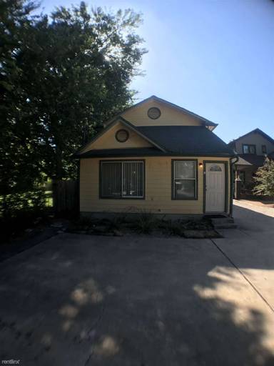 Main picture of 5603 1/2 Joe Sayers Ave