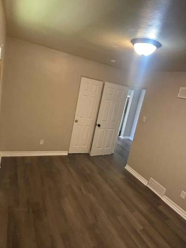 Main picture of 9846 Dennis Dr