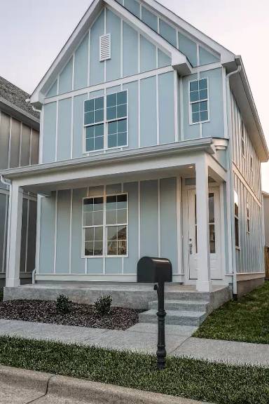 Main picture of 792 Cottage Park Dr