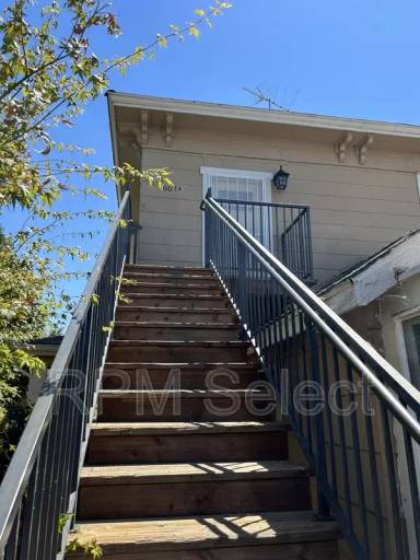 Main picture of 607 Webster St