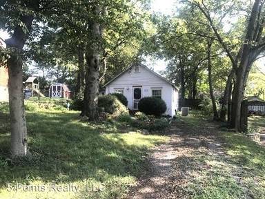 Main picture of 322 Cumberland Ave