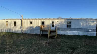 Main picture of 97 County Road 351