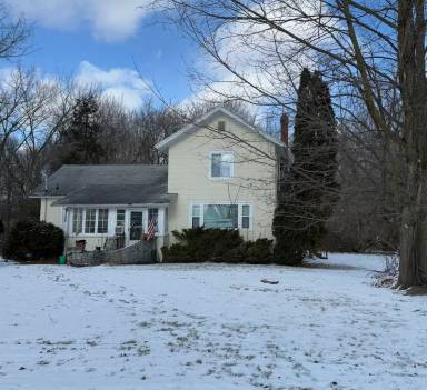 Main picture of 1106 Napoleon Rd