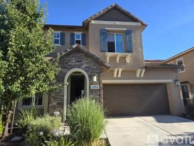 Main picture of 3956 Aristotle Cir