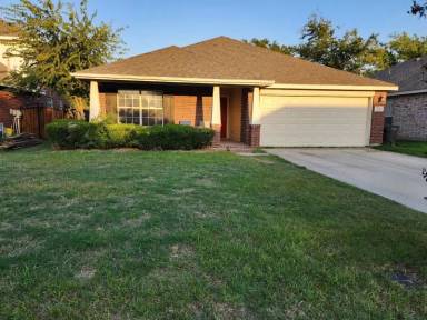 Main picture of 320 Pepperwood Trl