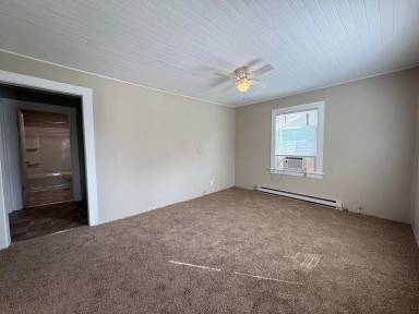 Main picture of 223 Woodbury St