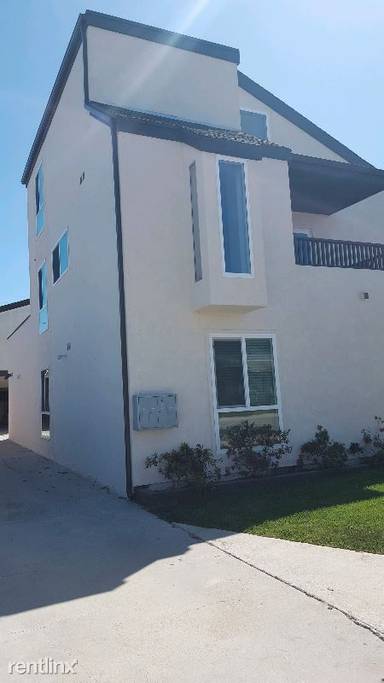 Main picture of 2228 Graham Ave