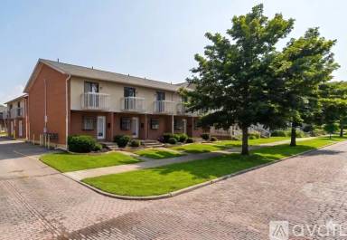 Main picture of 100 Mc Millen Ave