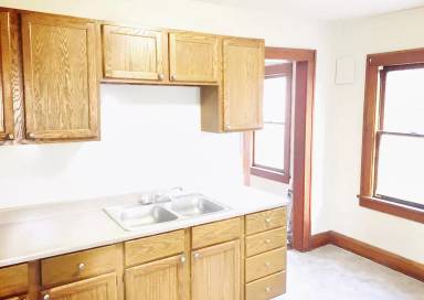 Main picture of 496 Maryland Ave W