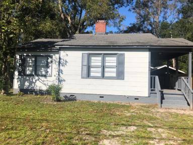 Main picture of 2500 Taylor Ave