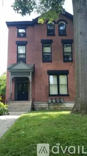 Main picture of 1353 S 2nd St