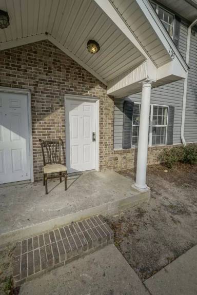 Main picture of 3100 Dian Rd