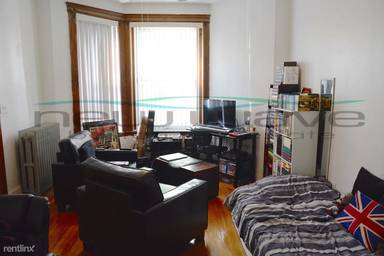 Main picture of 26 Hemenway St