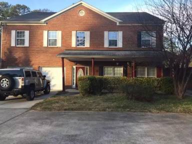 Main picture of 5707 N Allen Rd SE
