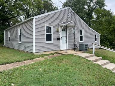 Main picture of 119 N Saint Charles St