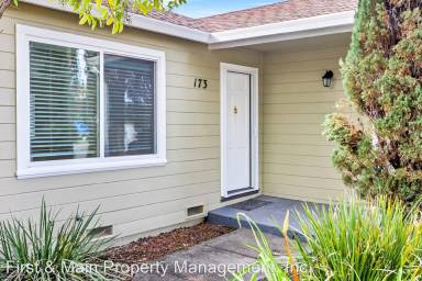 Main picture of 173 Chelsea Ave