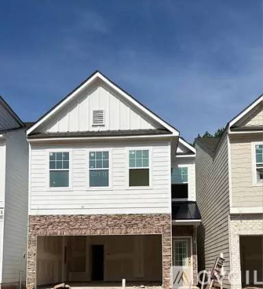 Main picture of 4099 Holly Springs Pkwy