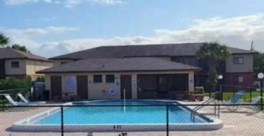 Main picture of 1604 Univeristy Ln