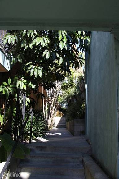 Main picture of 552 Canyon Dr