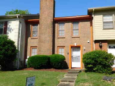 Main picture of 2004 Rexford Rd