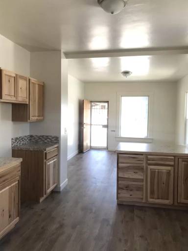 Main picture of 841 W Bridger St