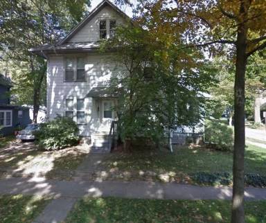 Main picture of 402 W Illinois St