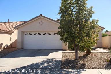 Main picture of 1920 Ivy Point Ln