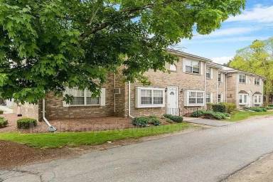Main picture of 70A Washington Park Dr