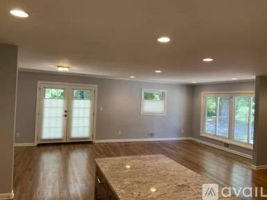 Main picture of 2282 Shamrock Dr