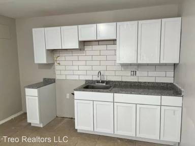 Main picture of 9613 Crestbrook Dr