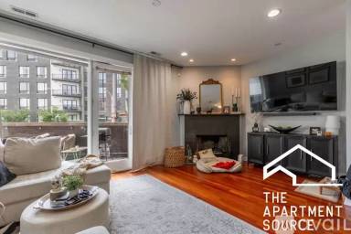 Main picture of 614 N Ogden Ave