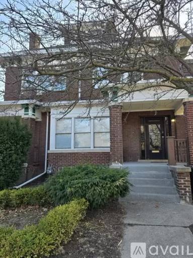 Main picture of 4235 Trumbull St