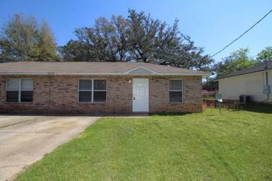 Main picture of 6954 Woodley Dr