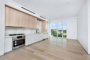 Main picture of 1136 N La Cienega Blvd