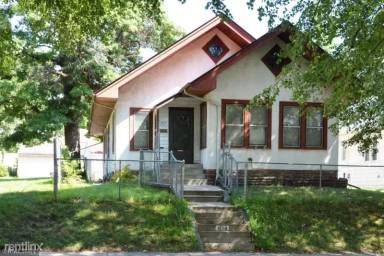 Main picture of 1558 Hillside Ave N