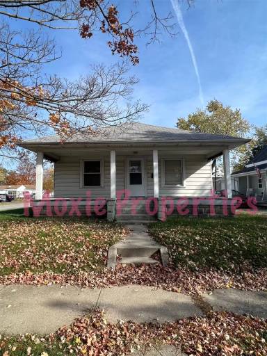 Main picture of 1100 S Locke St