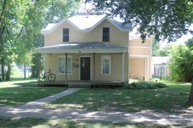 Main picture of 119 Elm St