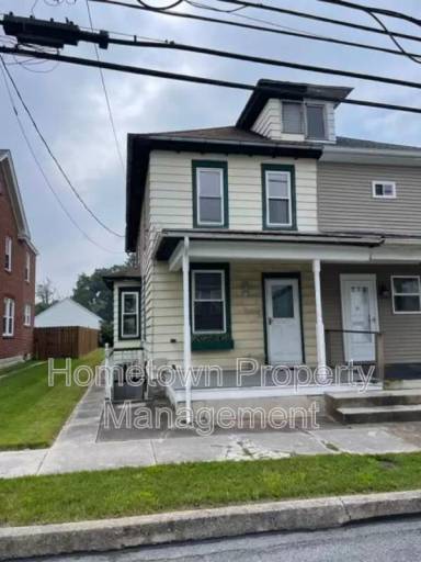 Main picture of 362 E Derry Rd