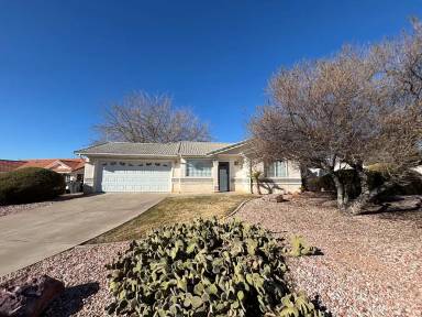 Main picture of 117 N 2300 E