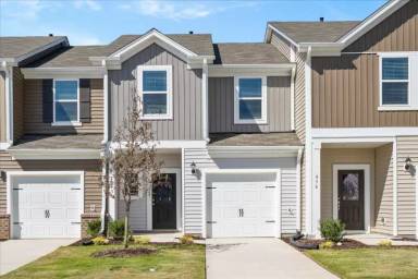 Main picture of 888 Rolling Fields Dr