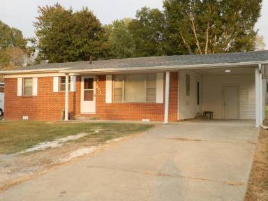 Main picture of 211 Tech St